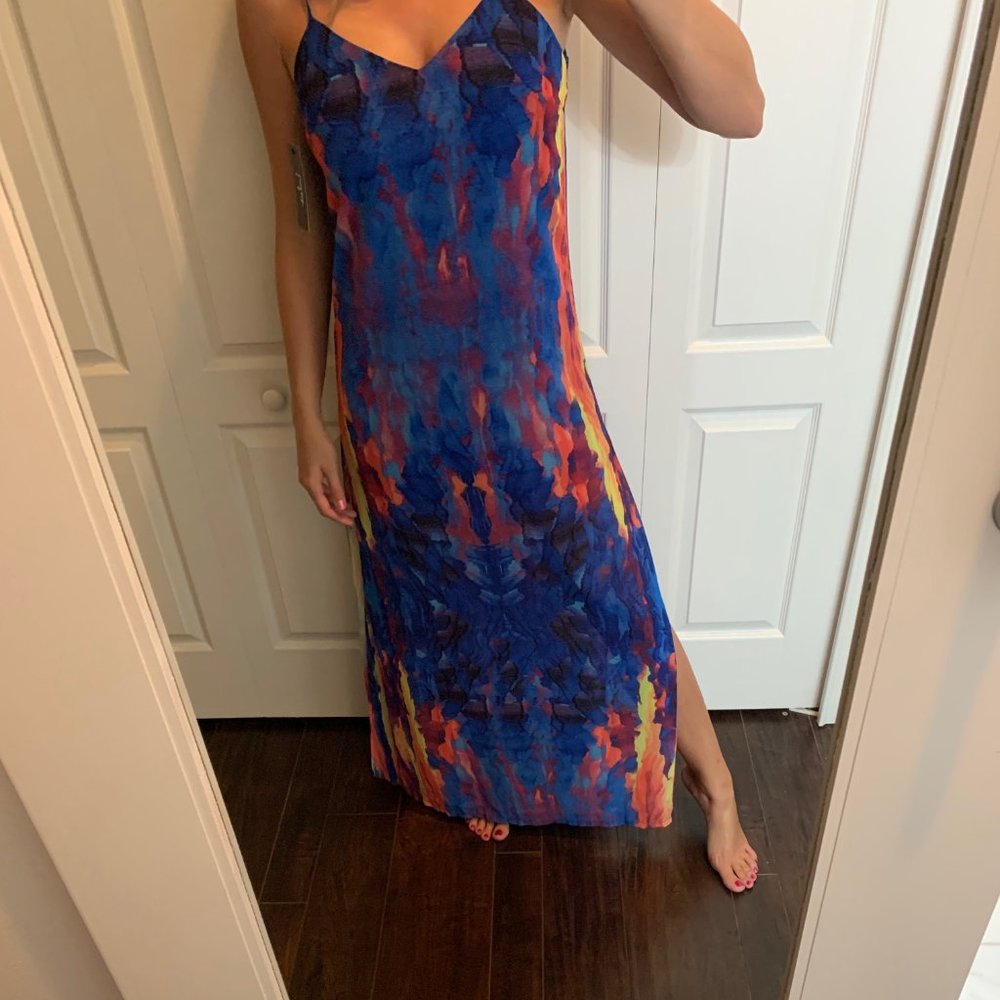 Dress - Picture 2 of 5